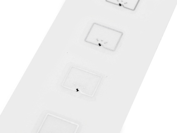 Etik Ouest Converting, conception et fabrication d'étiquettes techniques et RFID, tags et étiquettes RFID, retail, étiquette pour accessoires