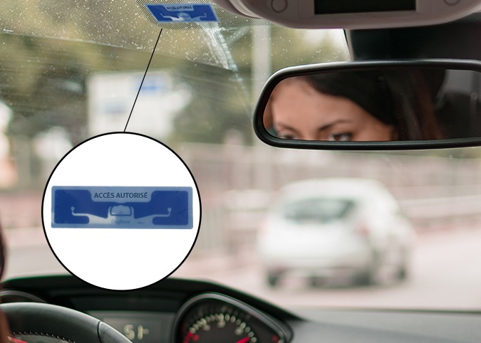 Destructible Tags for windscreen, etikouest converting, RFID tags